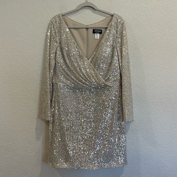 La Femme Curve 29396 Sequin Long Sleeve Minidress in Silver - Picture 3 of 7
